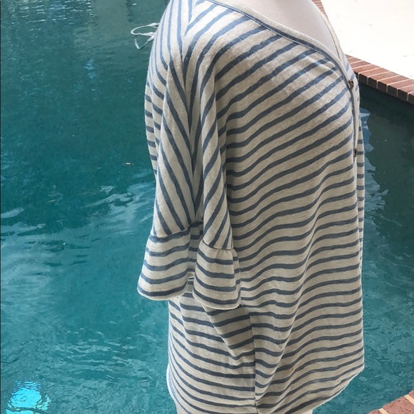 Verve ami v neck, striped, button down, front top - Picture 3 of 10